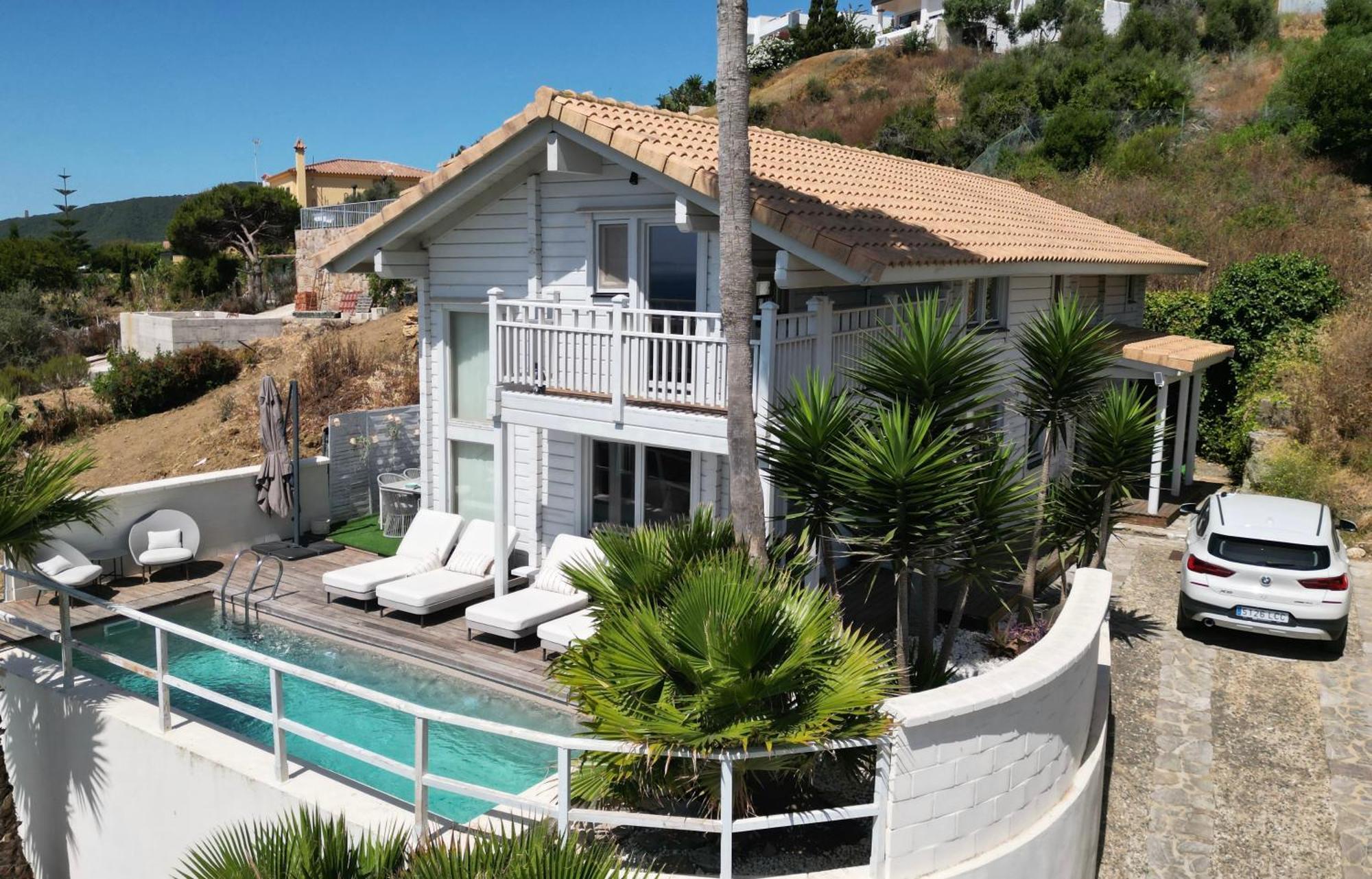 Increible Villa De Madera Con Vistas Al Mar 阿尔赫西拉斯 外观 照片
